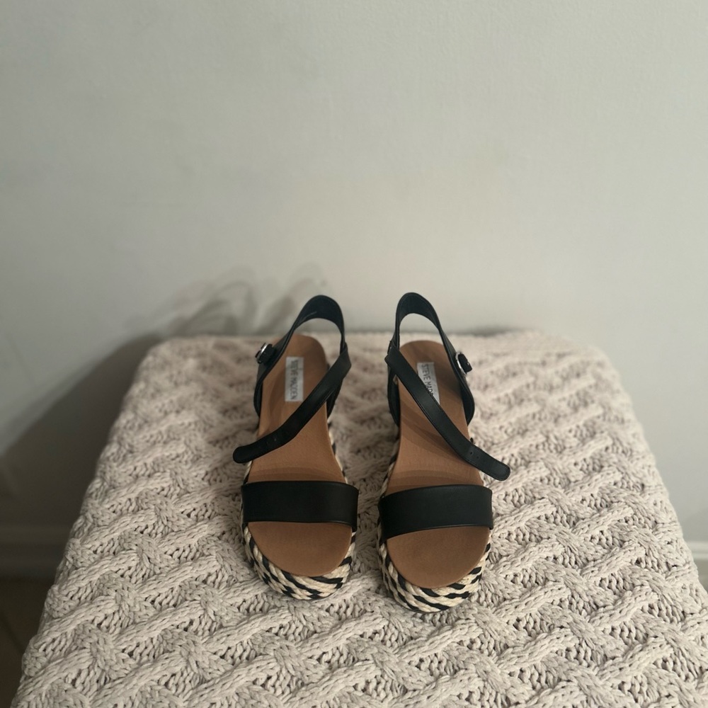 Steve Madden Bahamas wedges